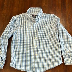Vineyard Vines boys button down size 6